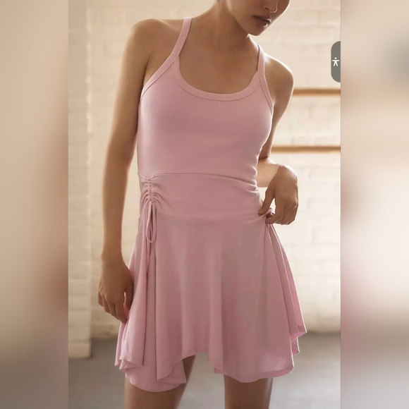 Elegant Pink Women's Sleepwear Dress - Picture 2 of 8